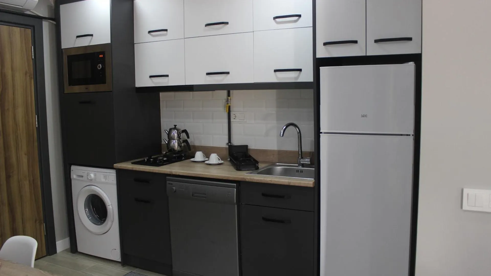Cosy Suite Αττάλεια 0*,